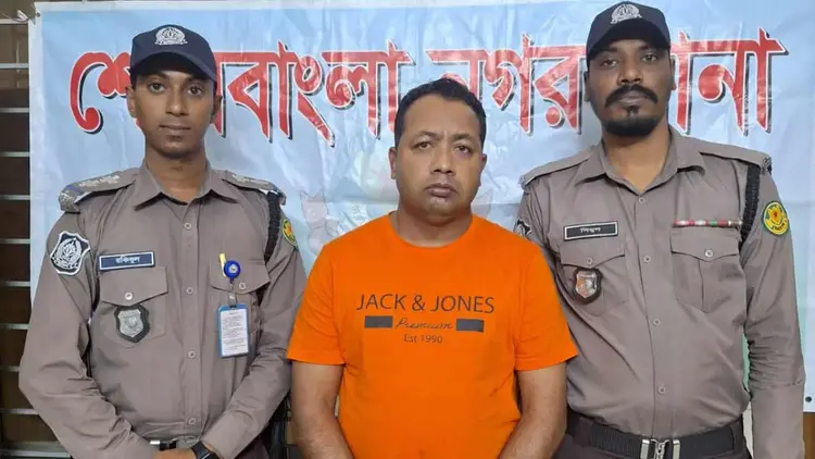 প্রধানমন্ত্রীর ‘পিএস’ পরিচয়ে প্রতারণা : গ্রেপ্তার আব্দুস সালাম রিমান্ডে