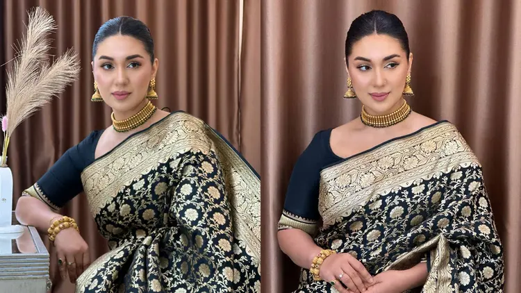 শাড়ি-গয়নায় অপুর আভিজাত্য