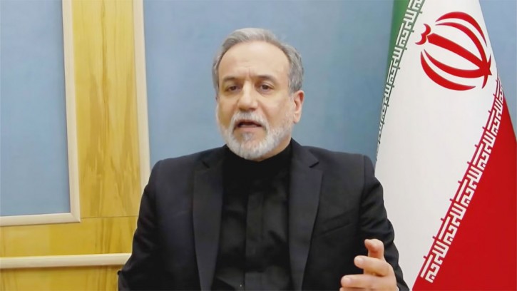 আমরা মার্কিন স্থলবাহিনীর জন্য অপেক্ষা করছি : আরাঘচি