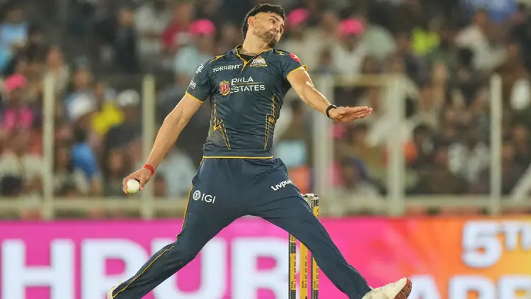 বাবার পত্রিকা বিক্রি, বড় ভাইয়ের ত্যাগ– কষ্টের দিন পেরিয়ে অশোকের গতির ঝড়