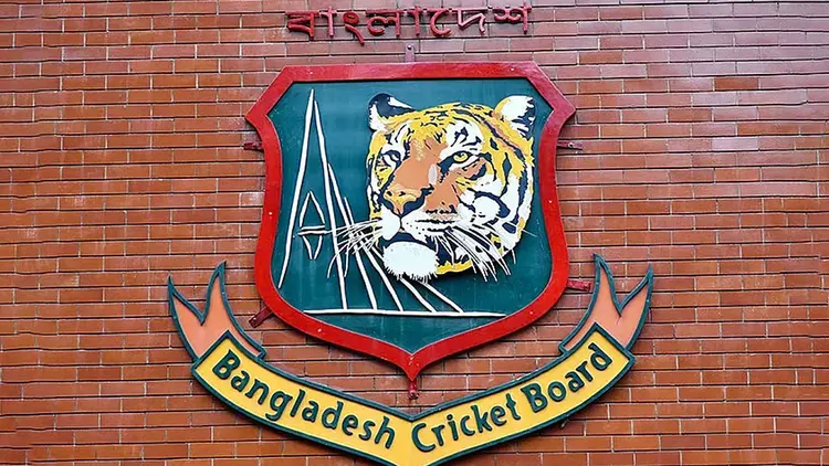 বিসিবিতে পদত্যাগের হিড়িক, কী হচ্ছে আসলে?