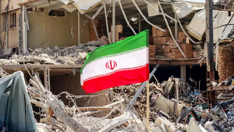 যুদ্ধে এ পর্যন্ত ইরানের ক্ষয়ক্ষতি ২ হাজার ৭০০ কোটি ডলার