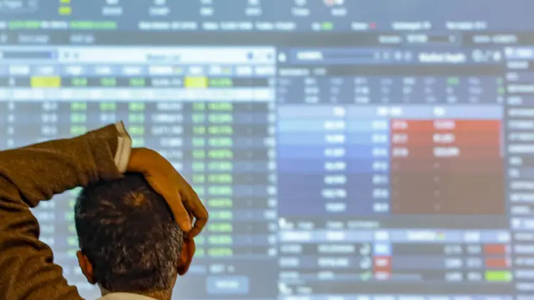 সম্পদমূল্যের অর্ধেকের কম দামের মিউচুয়াল ফান্ডেও ক্রেতা নেই!